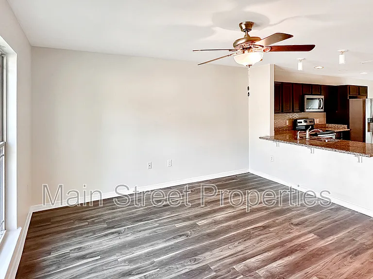 10493 River Birch Dr — Photo 2