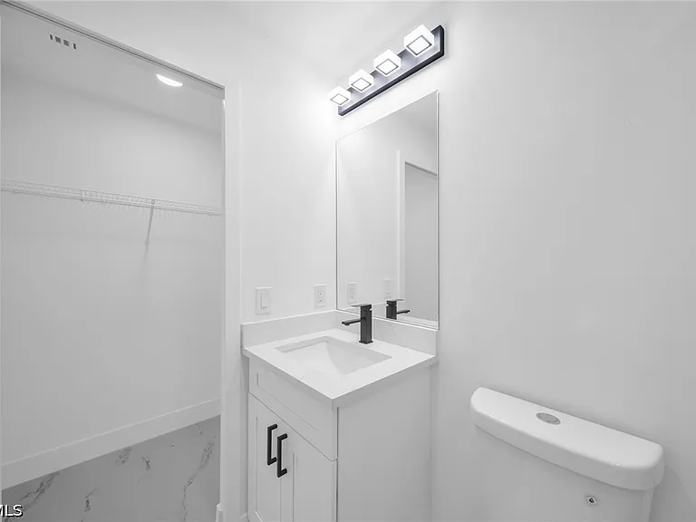 4986 Fairway Ct #4986 — Photo 18