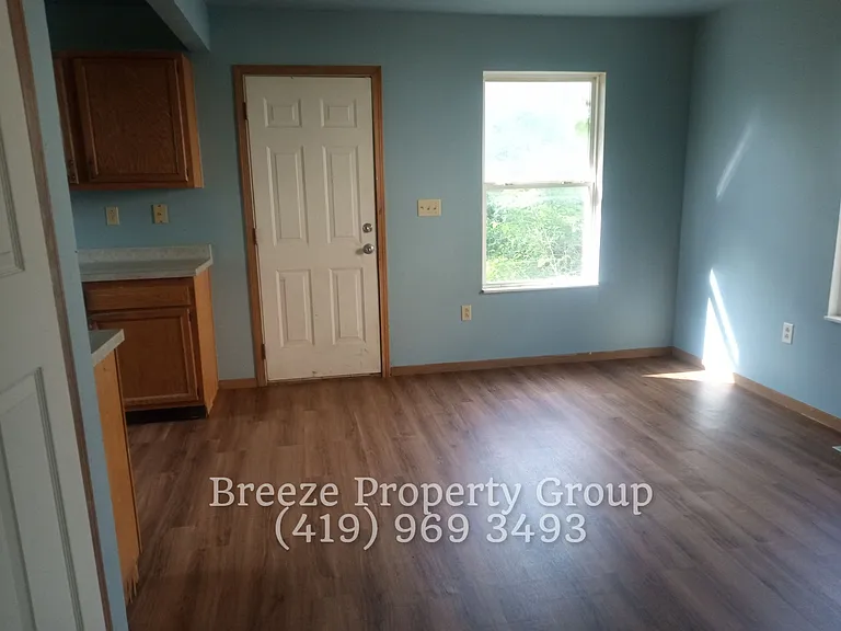 1449 N Huron St — Photo 6
