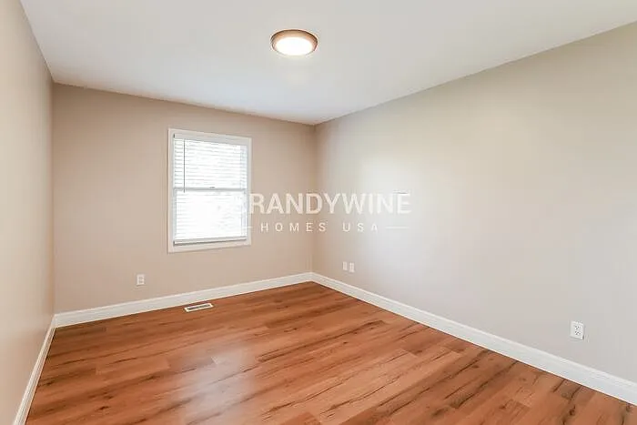 303 Amesbury Dr — Photo 15