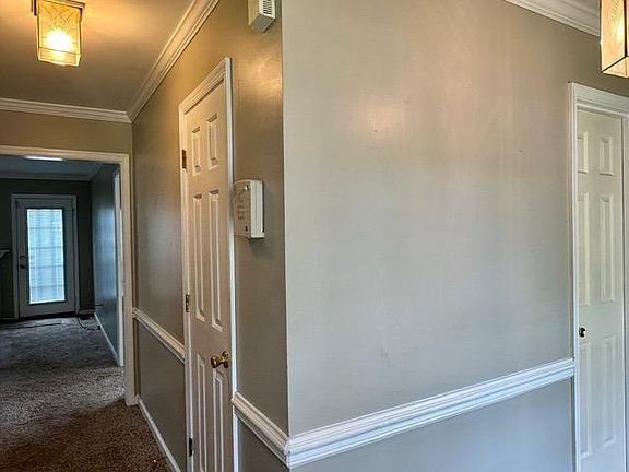 3rd image of 409 Bryan Ct