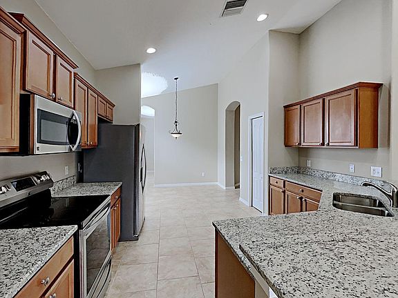 3rd image of 83416 Moccasin Trail Dr