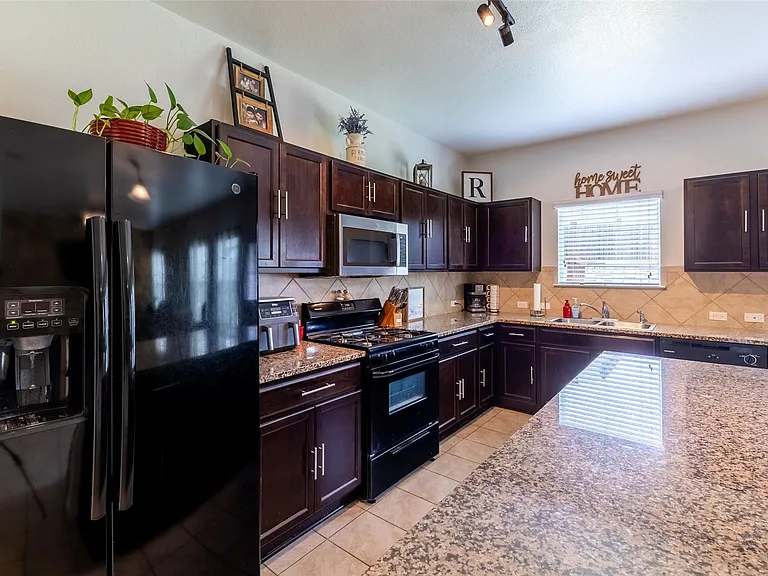 290 Northern Flicker St — Photo 9