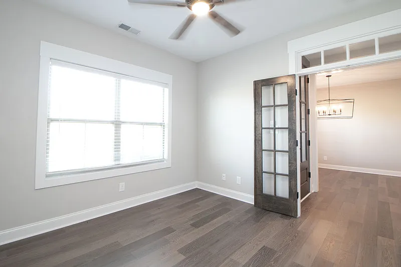 4 bed, 3.0 bath, 2446 sqft, $2,690 — Photo 2