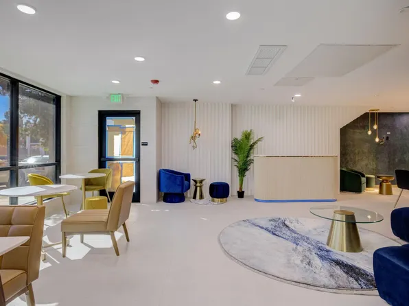 Fairfax Apartments, 731 N Fairfax Ave #403, Los Angeles, CA 90046