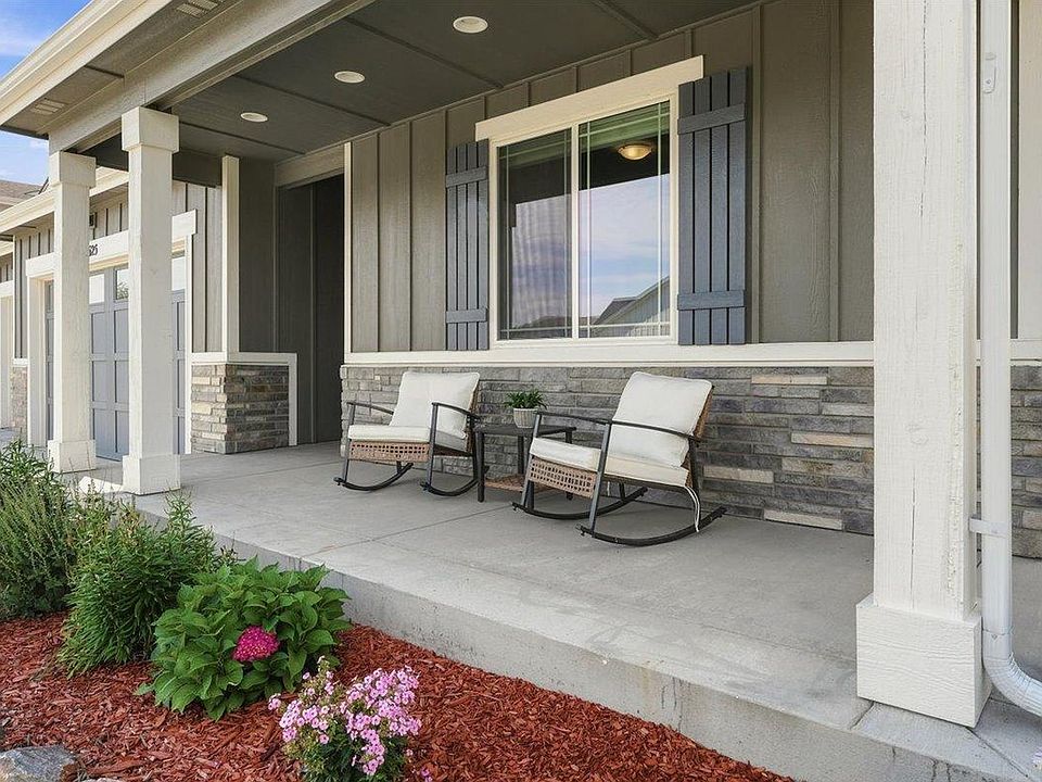 1st image of 625 Tenderfoot Dr