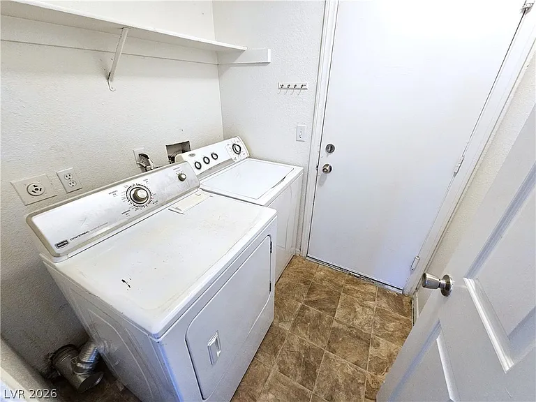 2817 Albemarle Way — Photo 16