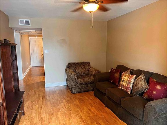 5th image of 3110 Edenborn Ave APT 319