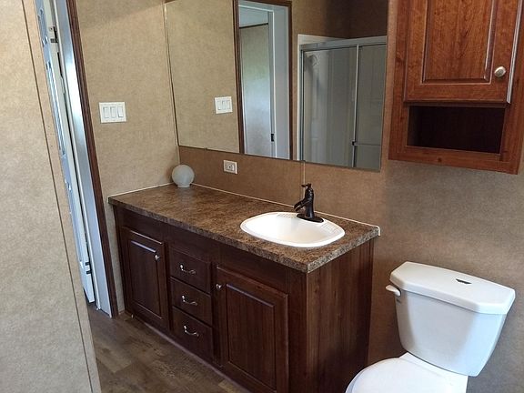 5th image of 1020 Idlebrook Dr