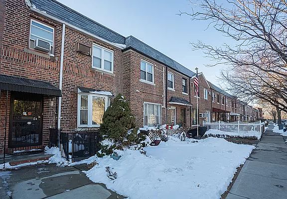 3rd image of 19-54 81st St