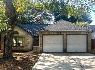 7779 Pine Center Dr, Houston, TX 77095