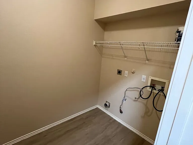 200 Picadilly Dr — Photo 5