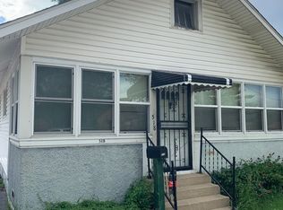 518 N Farnsworth Ave, Aurora, IL 60505