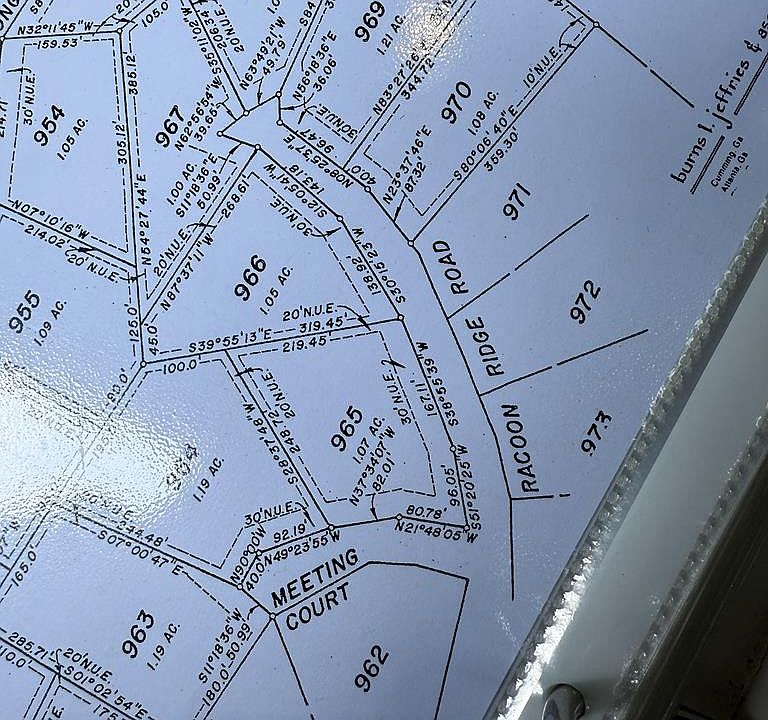 1st image of 965 Raccoon Rdg NE