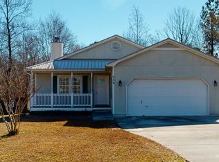 259 Zachary Ln, Hubert, NC 28539