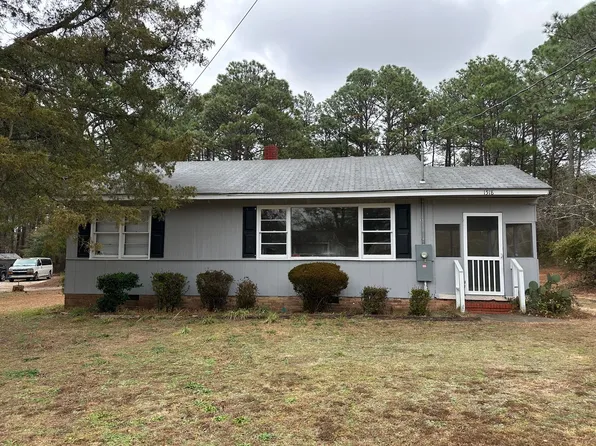 1518 Stansfield Dr, Fayetteville, NC 28303