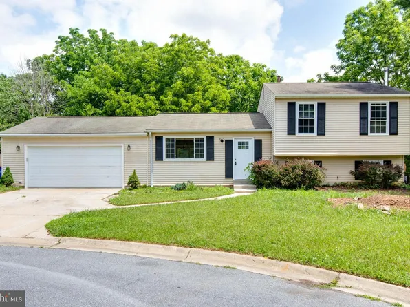 10301 Bloom Dr, Damascus, MD 20872