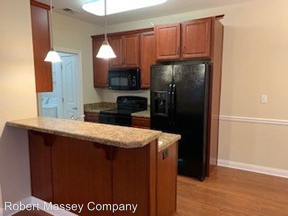5th image of 12504 Townepark Way Unit 102