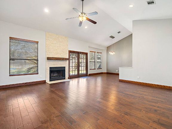 4th image of 9408 Doliver Dr