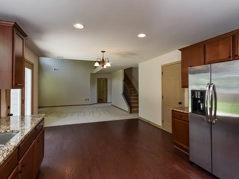 2486 Peach Shoals Cir — Photo 6
