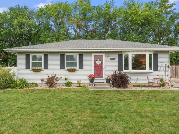 703 Aspen St, Hebron, IN 46341