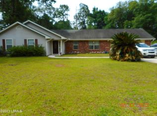 37 James F Byrnes St, Beaufort, SC 29907