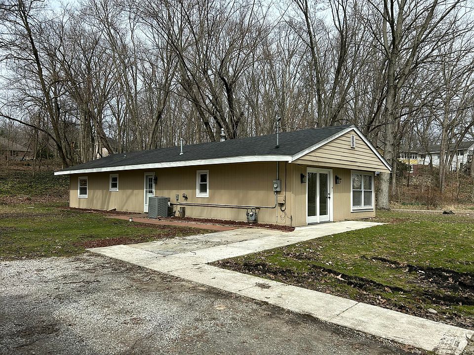 1st image of 4609 Bear Ln