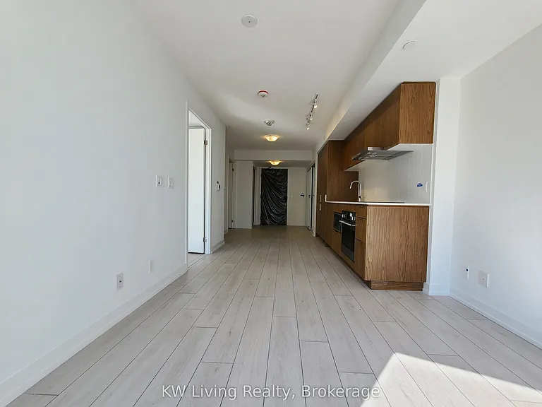 60 Shuter St #2603 — Photo 11
