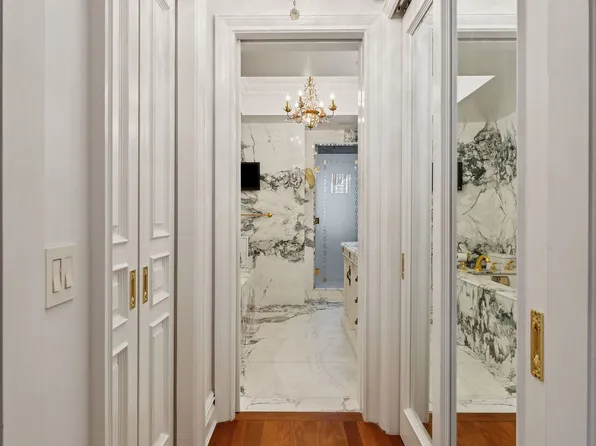 975 Park Avenue image 10 of 14