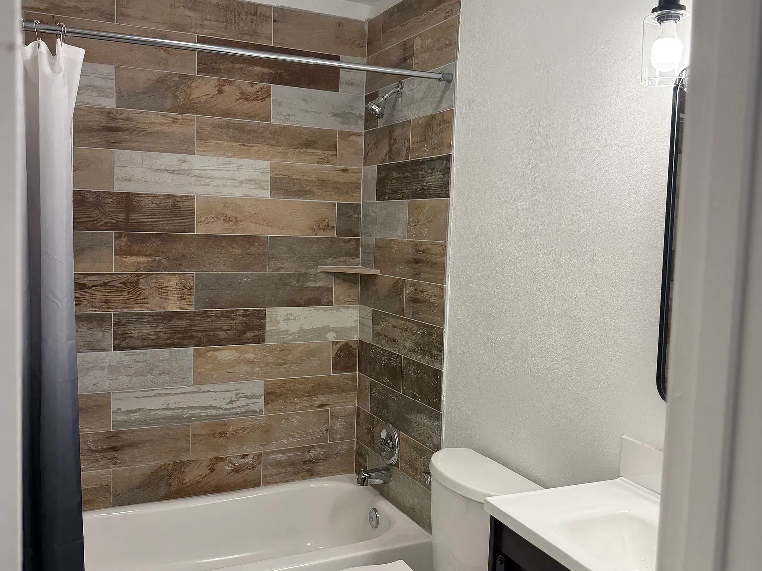 3 bed, 1550 sqft, $1,800 — Photo 3