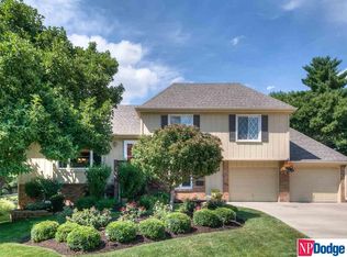 13220 Marinda Cir, Omaha, NE 68144