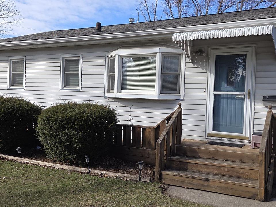 1st image of 1611 E Ridgeway Ave