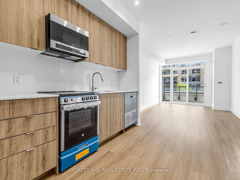 700 Sheppard Ave W #403 — Photo 14