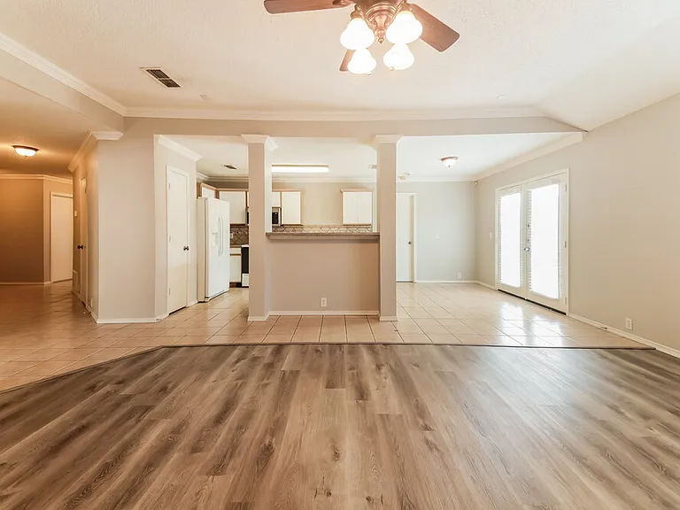 3312 Bent Creek Dr — Photo 5