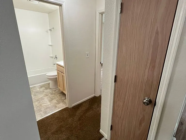 7001 Weimer Rd — Photo 10