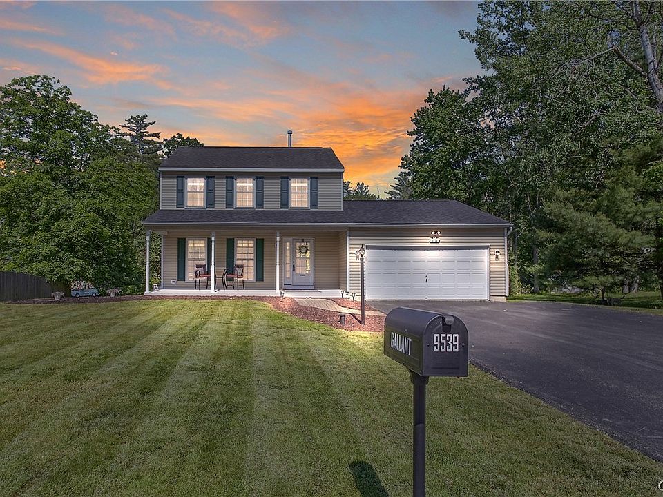 1st image of 9539 Glengarriff Dr
