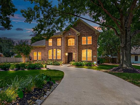 2nd image of 412 Melodywood Dr