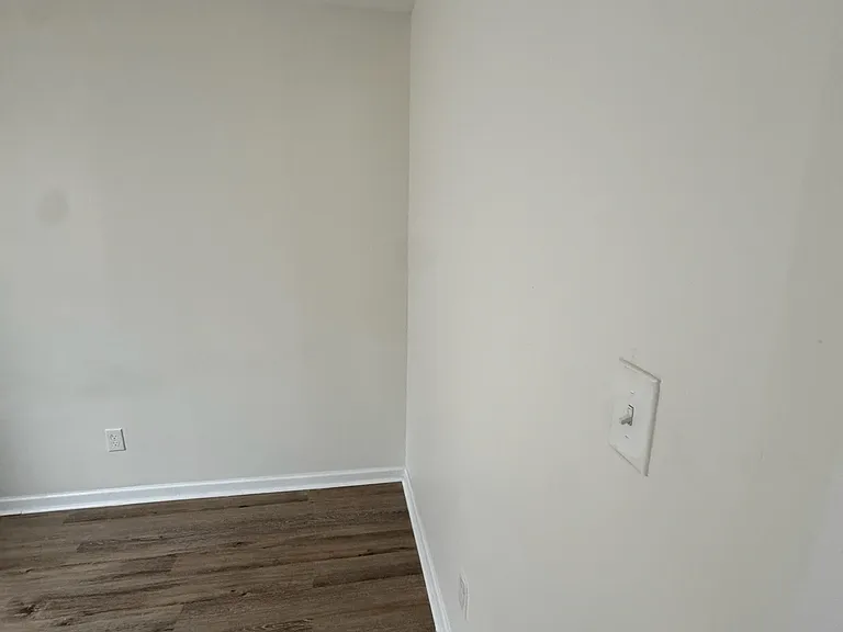 2901 Nathan Ave #B-411 — Photo 12