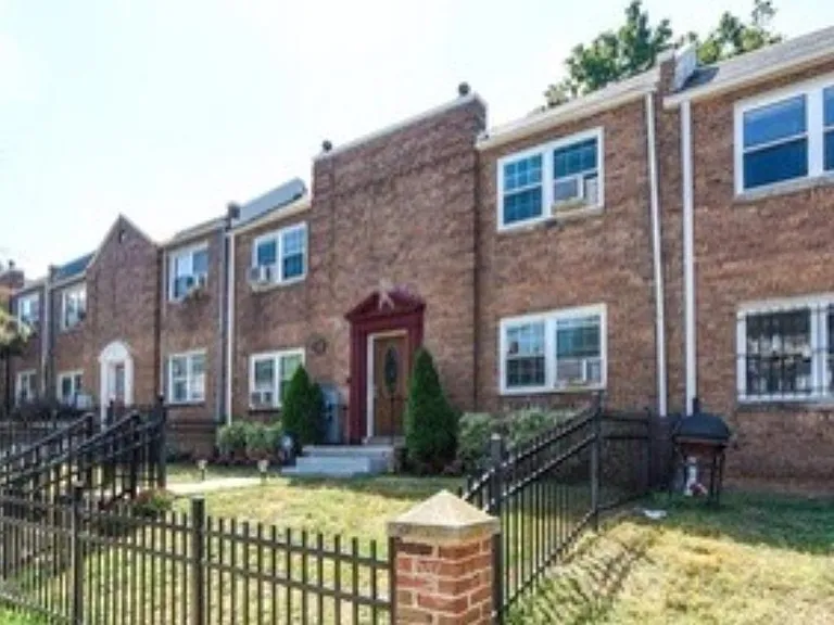 1245 Raum St NE #1 — Photo 2
