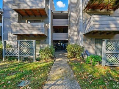 1311 Prospect Village Ln APT B, Ballwin, MO, 63021