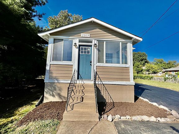 5th image of 7917 Elinor Ave