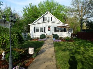 35 Mount View Dr, Burgettstown, PA 15021