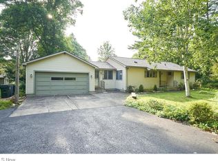 3260 Medina Line Rd, Richfield, OH 44286
