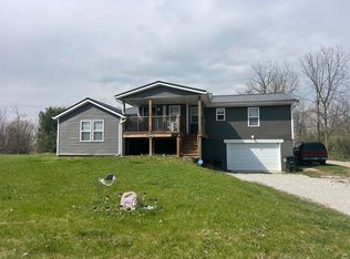 3774 W Albion Rd, Albion, IN 46701