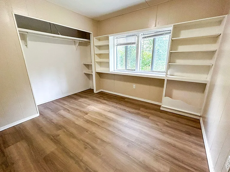 8798 Holmquist Rd SE — Photo 12
