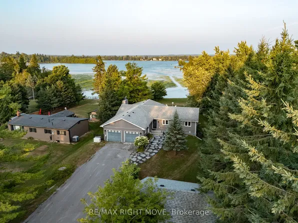 35 Cedar Bay Rd, Kawartha Lakes, ON L0K 1B0
