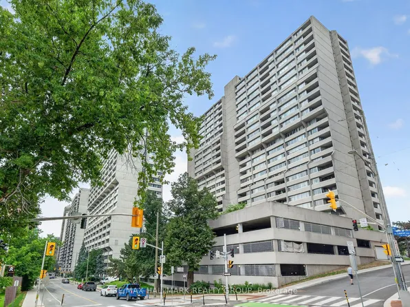 530 Laurier Ave W #1907, Ottawa, ON K1R 7T1