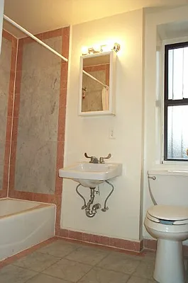 Rented by Tower Brokerage | media 11