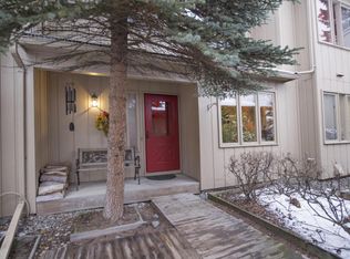 4103 Hampton Dr, Anchorage, AK 99504