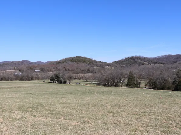 9 Finley Ln, Hartsville, TN 37074